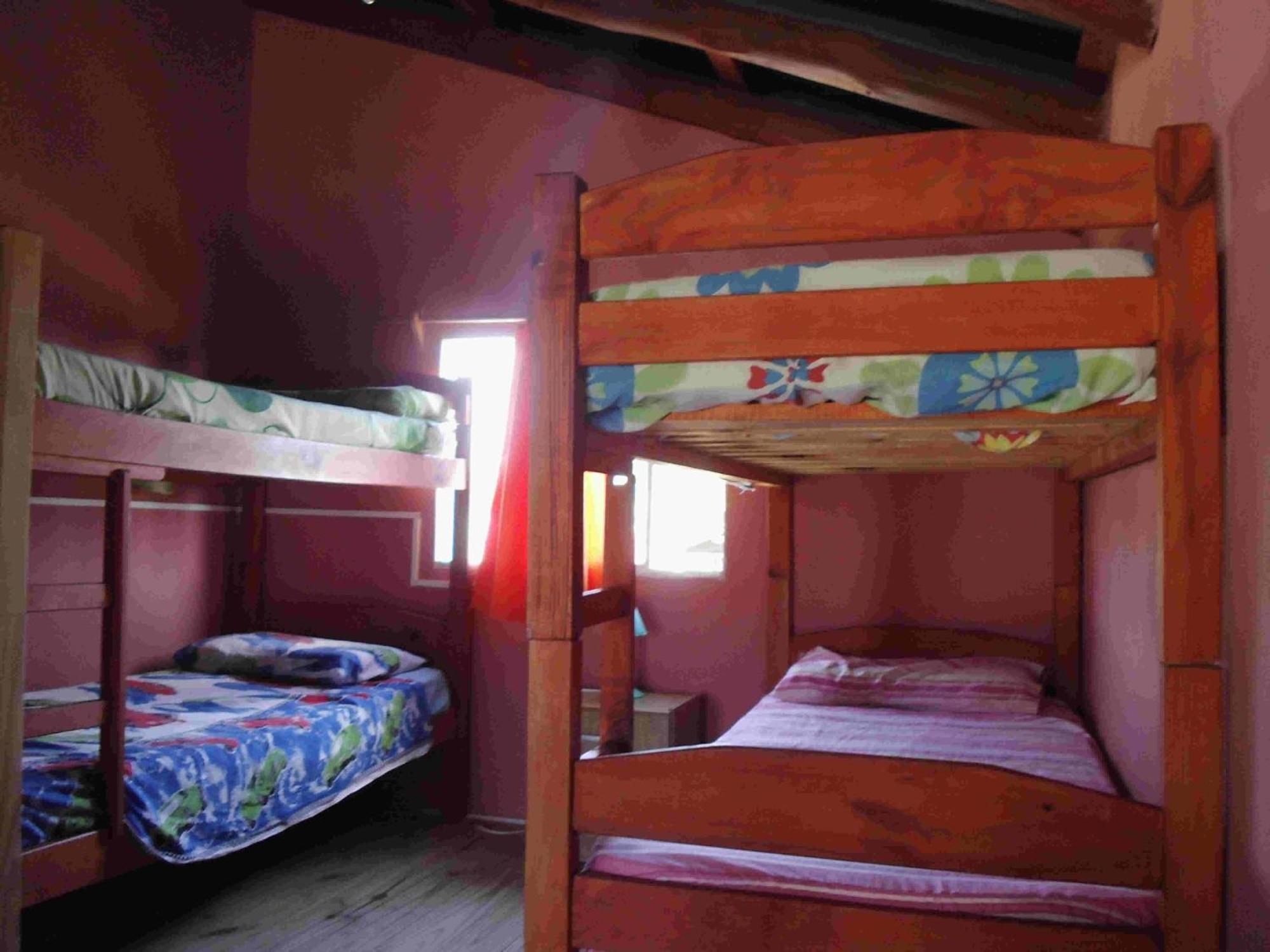 Hostel Lo De Milton بارا دي فاليزاس الغرفة الصورة